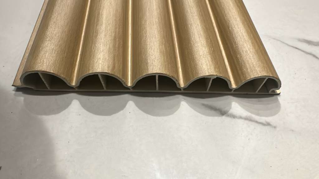 PVC-Rounded Oak