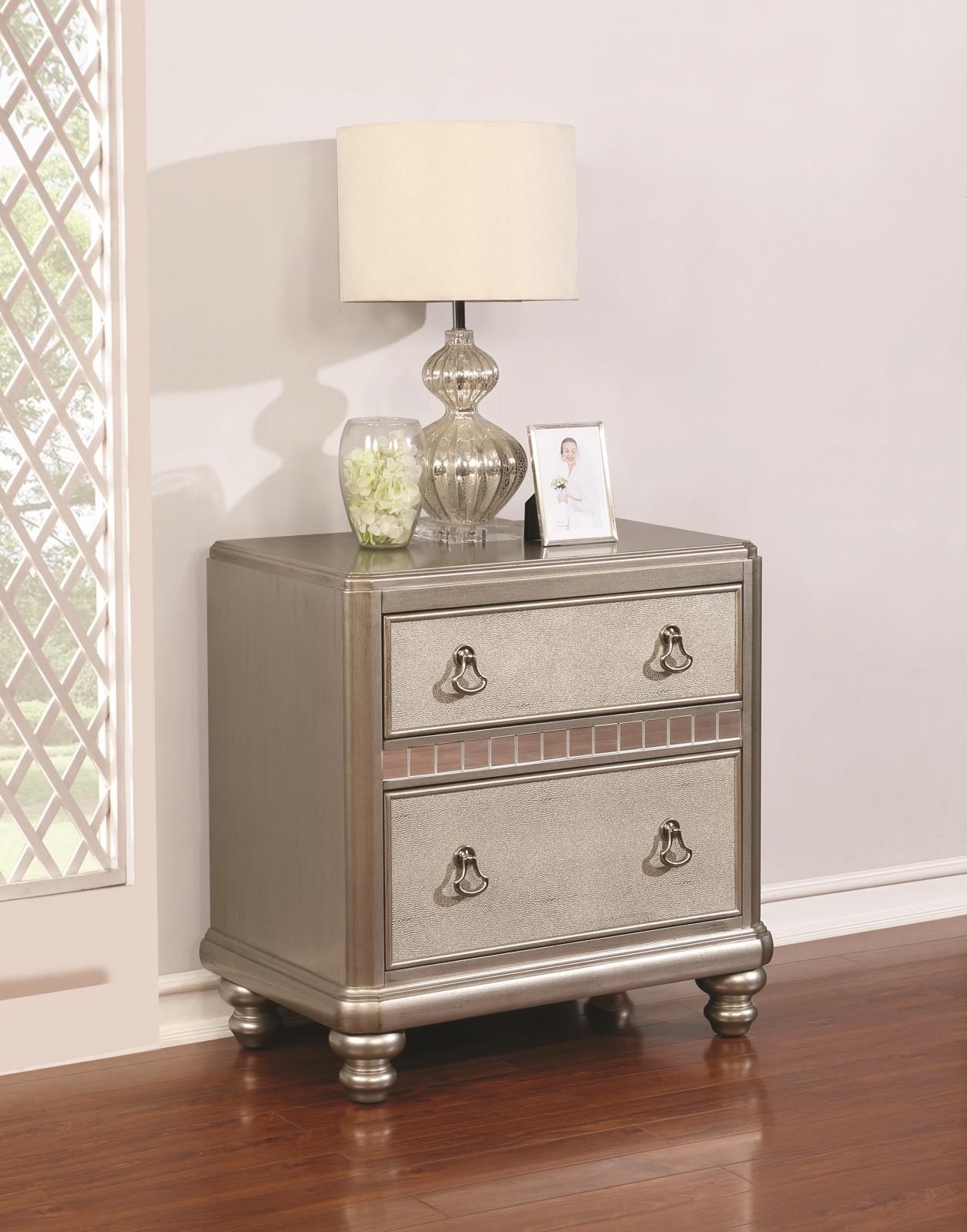 NIGHTSTAND 204182