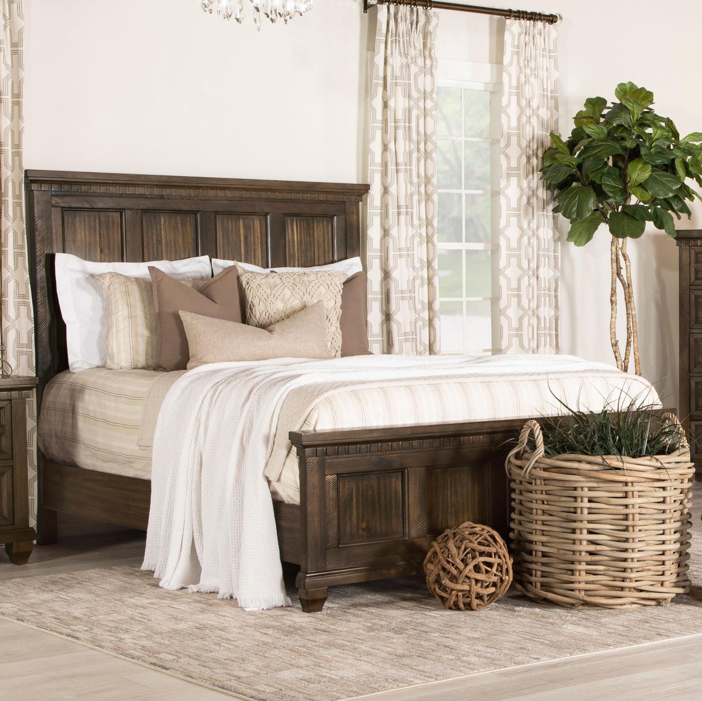 BENNINGTON E KING BED 222711KE