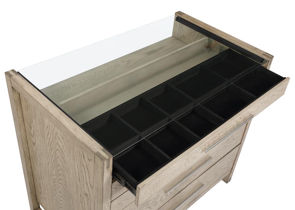 SMITHSON CHEST 222857