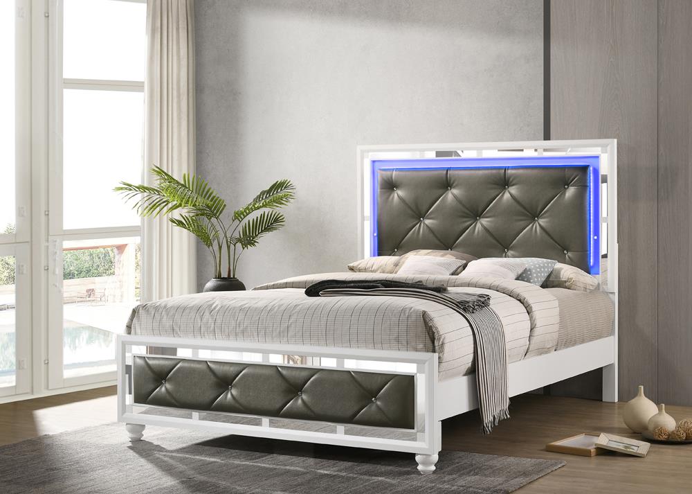 WHITAKER QUEEN BED 223331Q