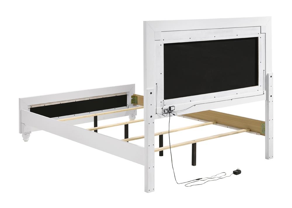 WHITAKER QUEEN BED 223331Q