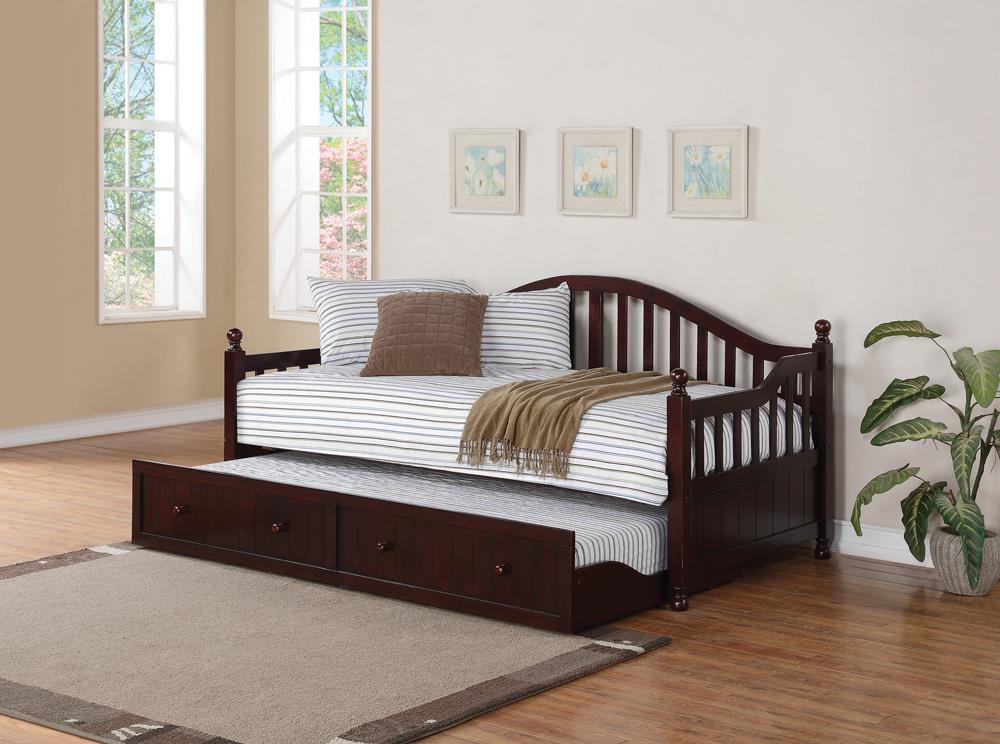 TWIN DAYBED W/ TRUNDLE 300090
