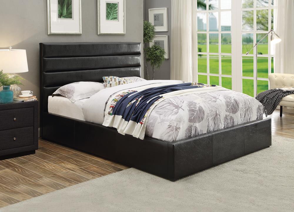 RIVERBEND E KING STORAGE BED 300469KE
