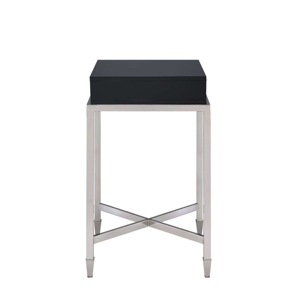 Belinut End Table