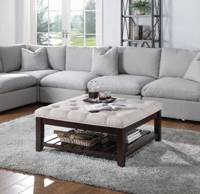 Aizen Ottoman
