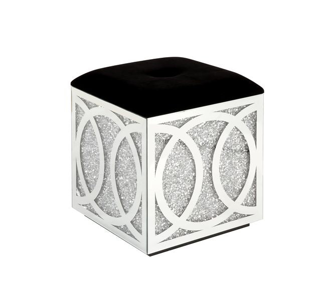 Noralie Ottoman