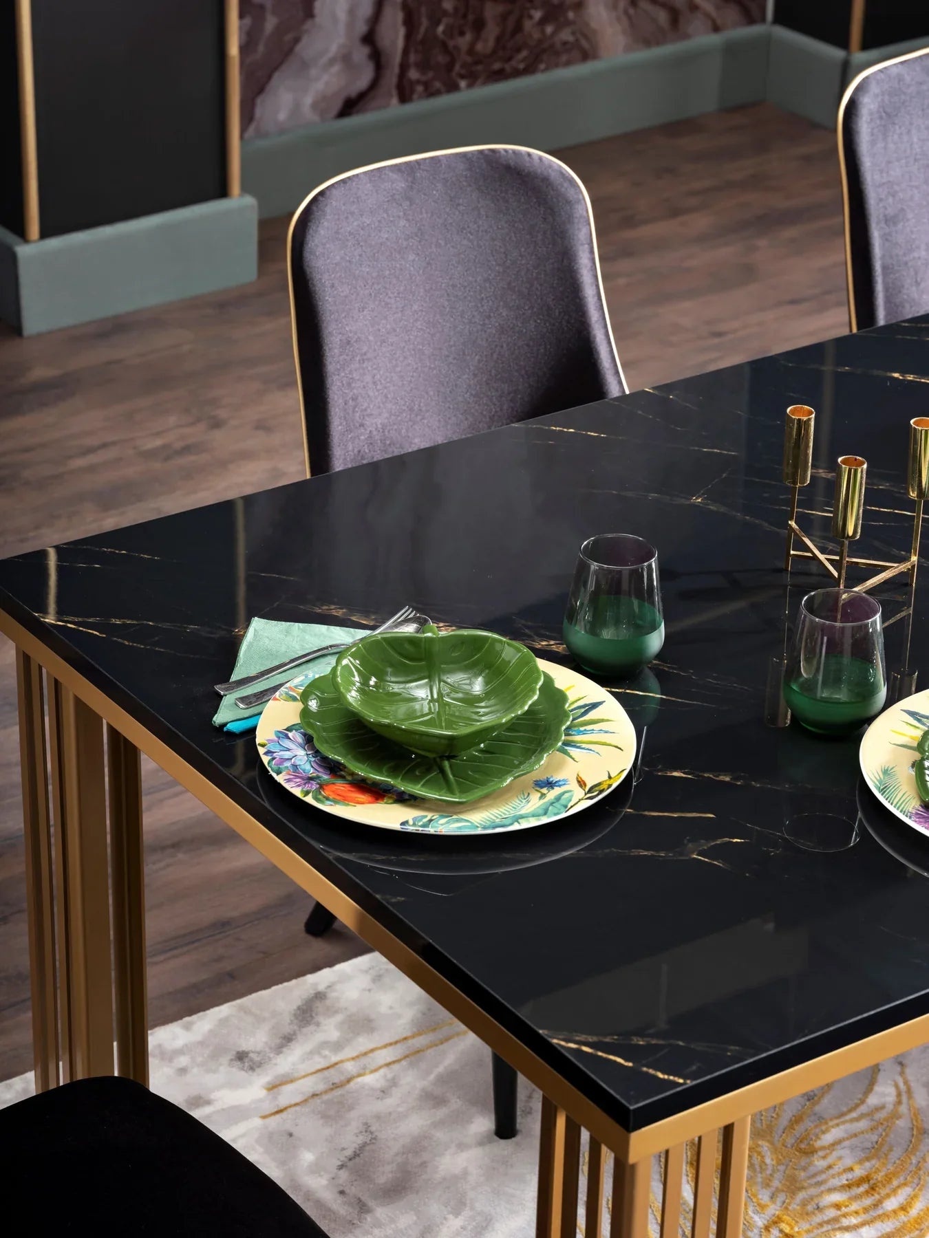 7pcs Carlino Dining Collection