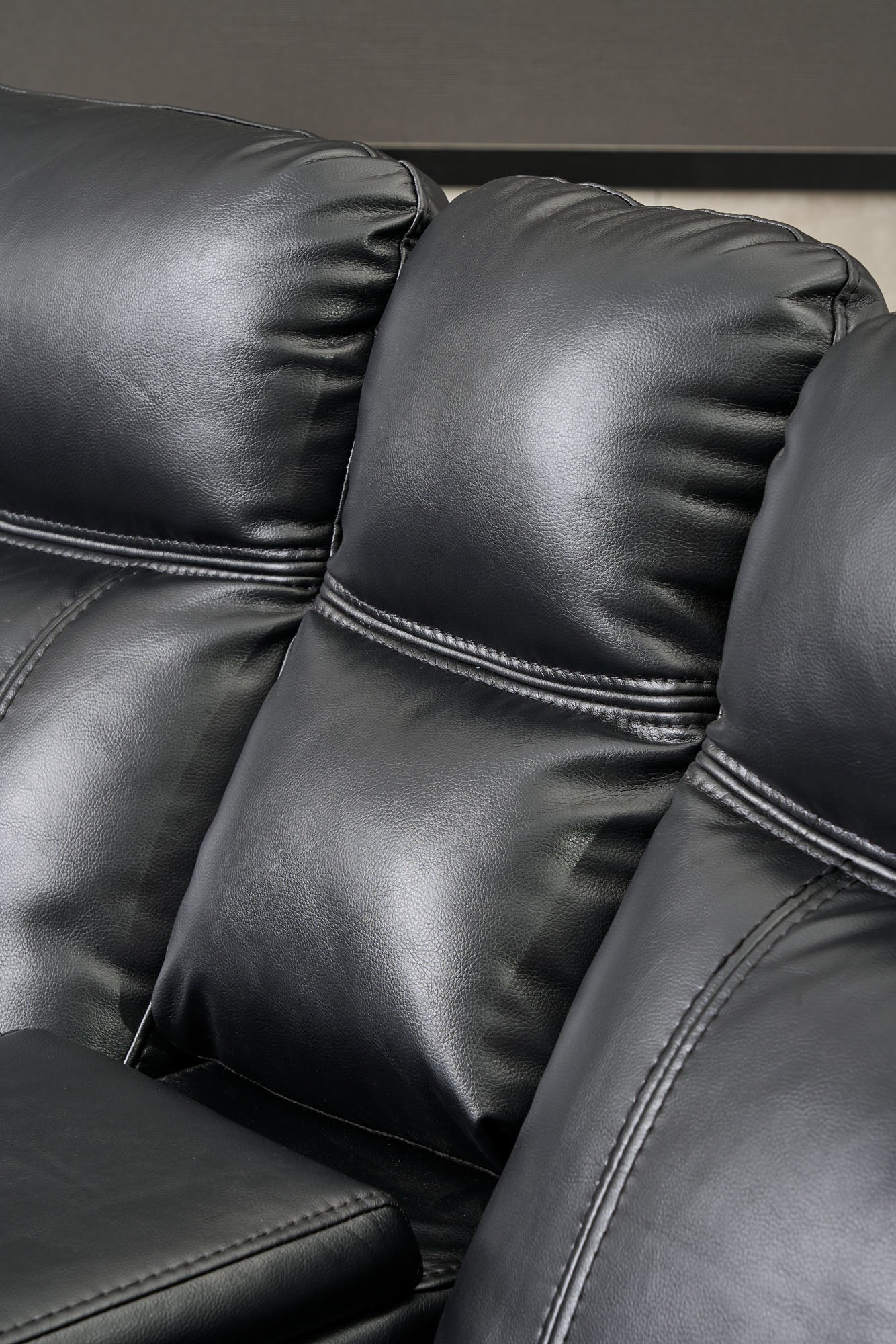 JAY BLACK RECLINER SECTIONAL
