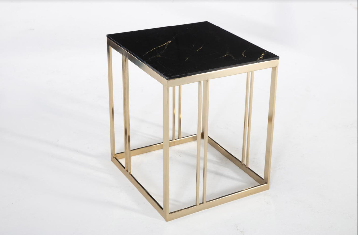 MONTEGO SIDE TABLE (CRL MRB /GOLD)