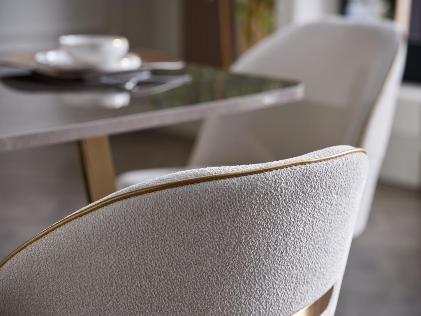 VERONICA I DINING 7PCS