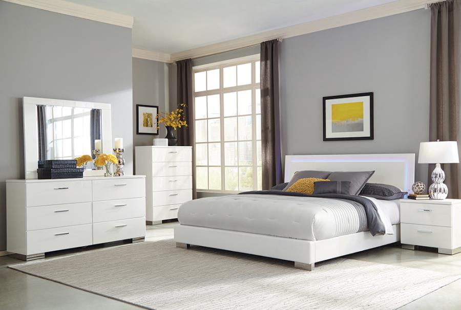 3-piece Bedroom Set Glossy White with LED Bed Headboard King