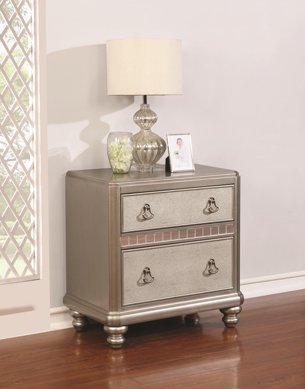 NIGHTSTAND 204182