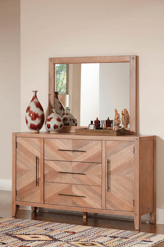AUBURN DRESSER 223243