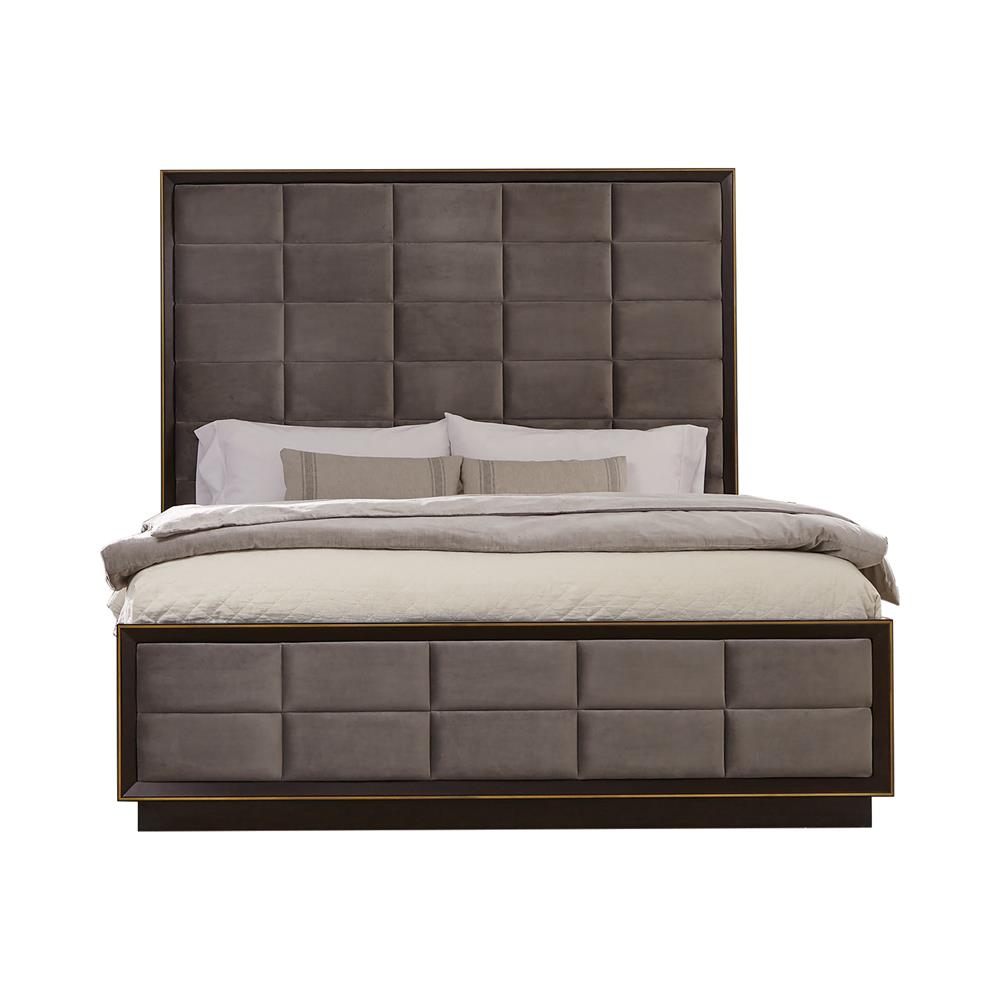 LUDDINGTON E KING BED 223261KE