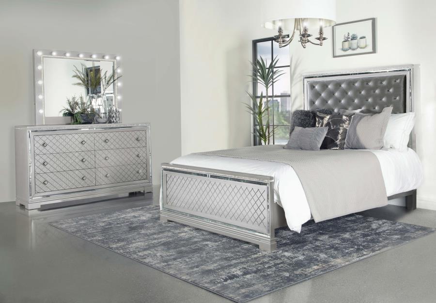 4 PC Upholstered Tufted Bedroom Set Silver and Black King