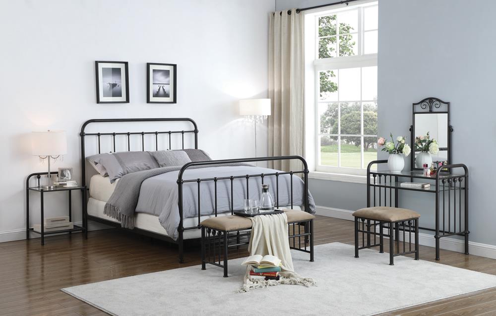 LIVINGSTON QUEEN BED 300399Q