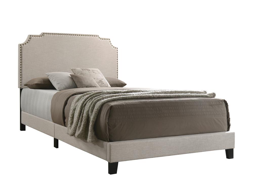 TAMARAC QUEEN BED 310061Q