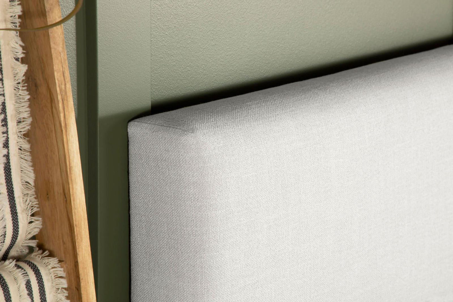 IZZY E KING/C KING HEADBOARD 315980K