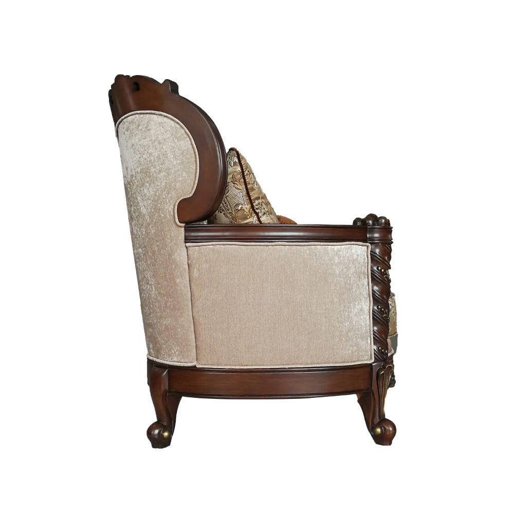 Devayne Loveseat