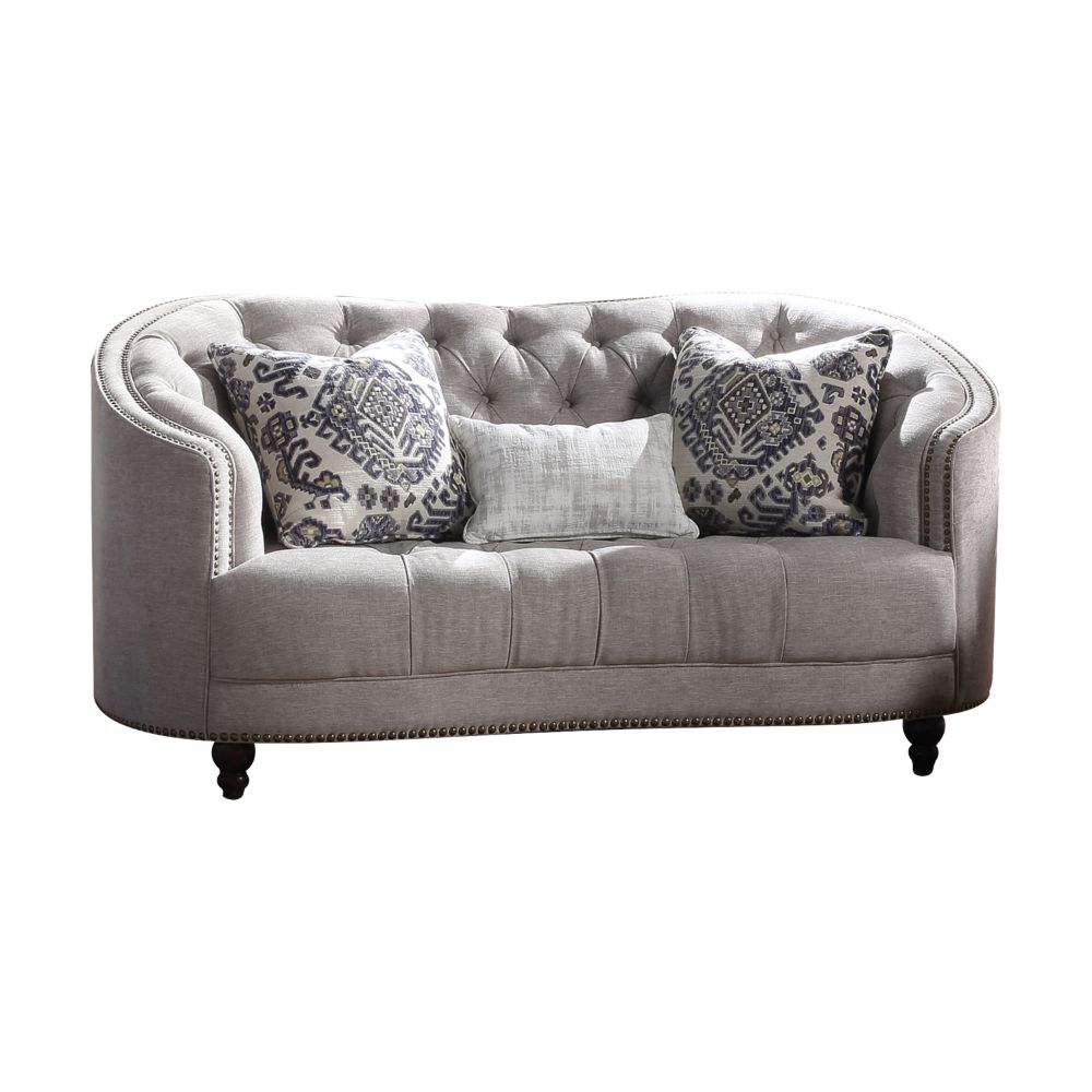 Saira Loveseat