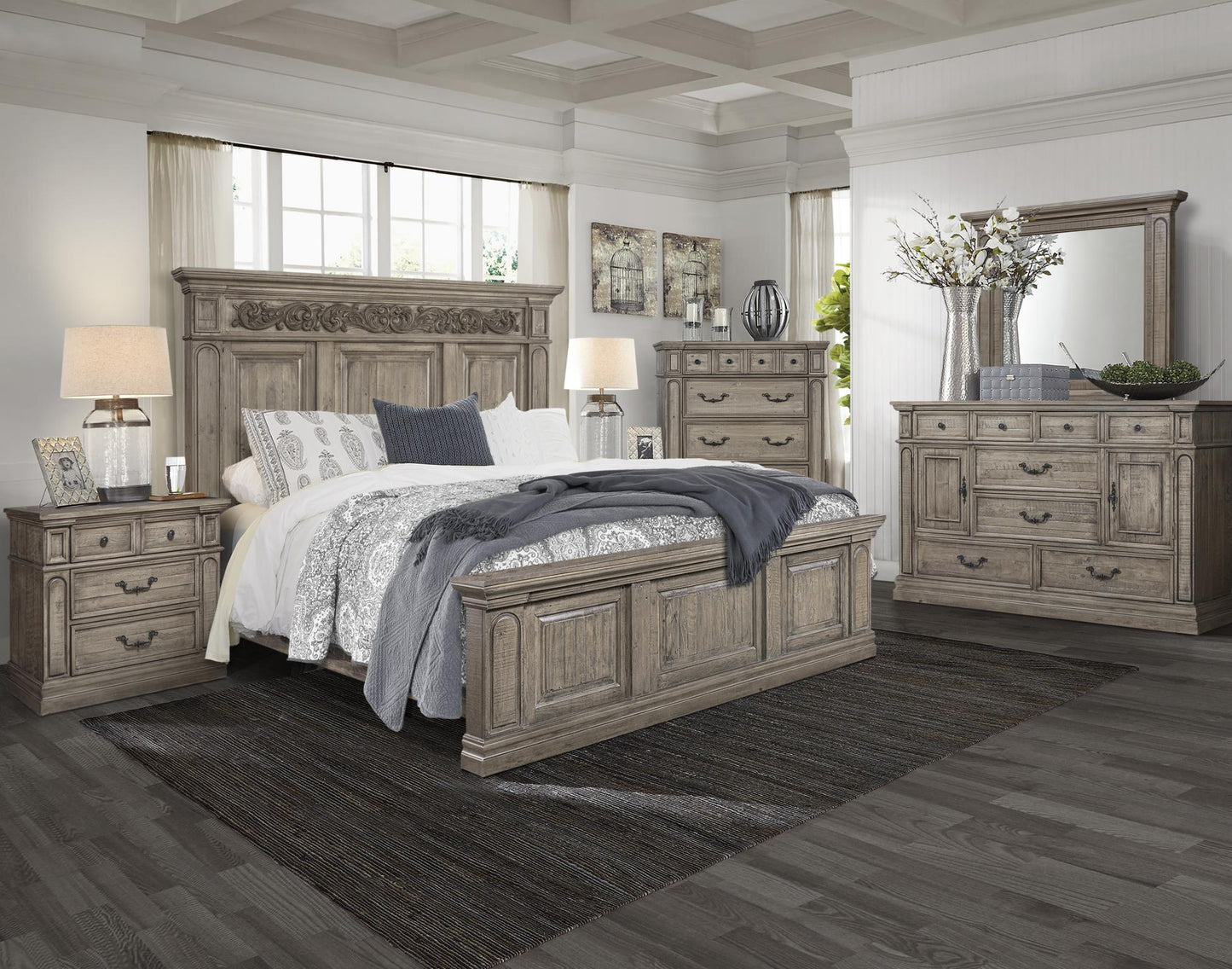 Salamanca 3 PC (King Bed, Dresser, Mirror)