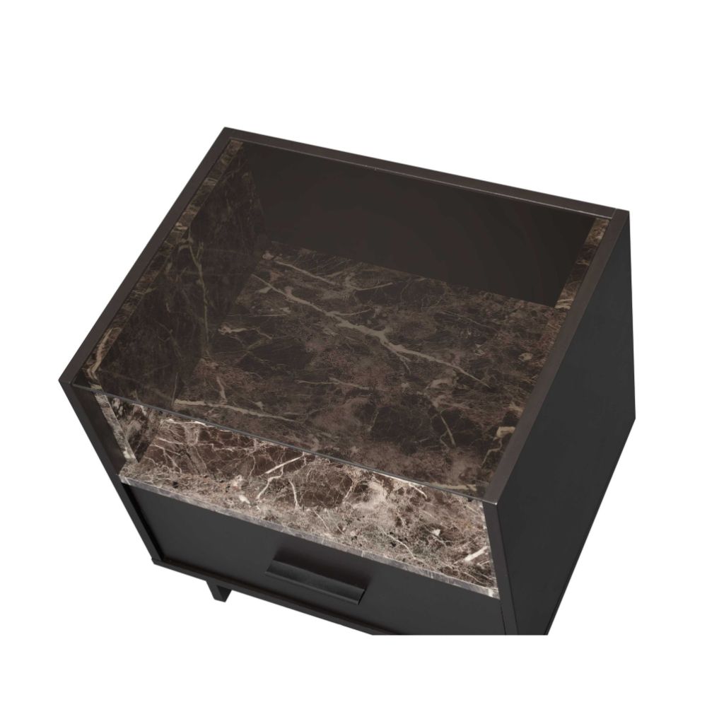 Dayle Accent Table