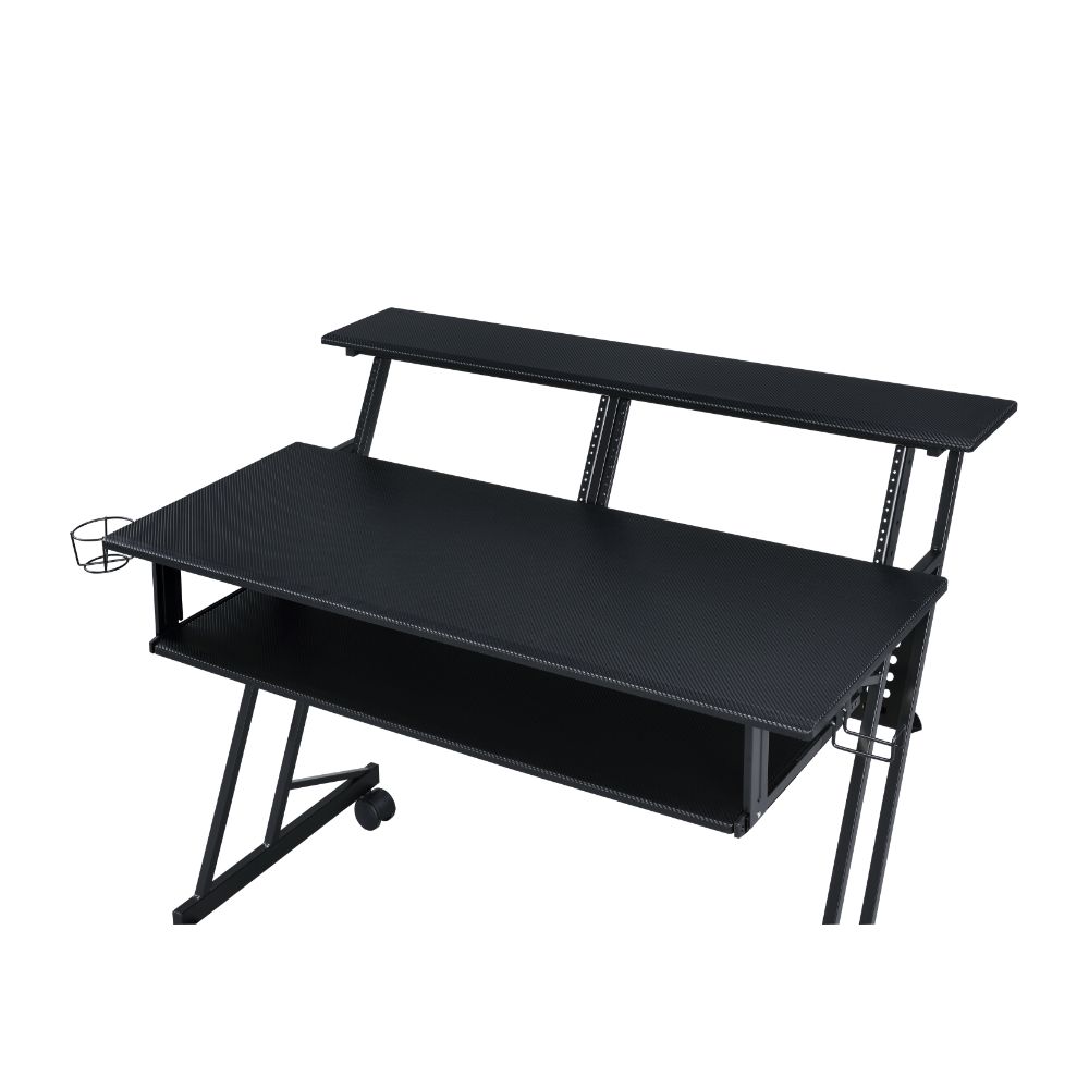 Suitor Music Desk