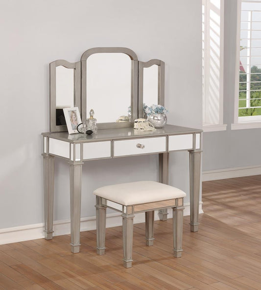 VANITY 930131