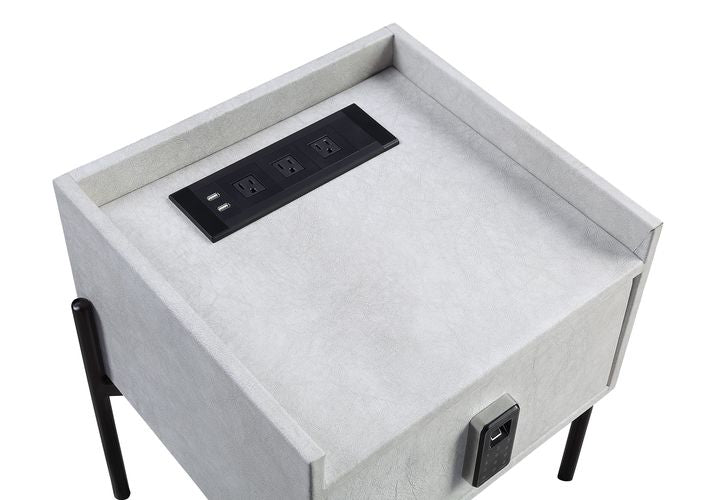 Metis Nightstand
